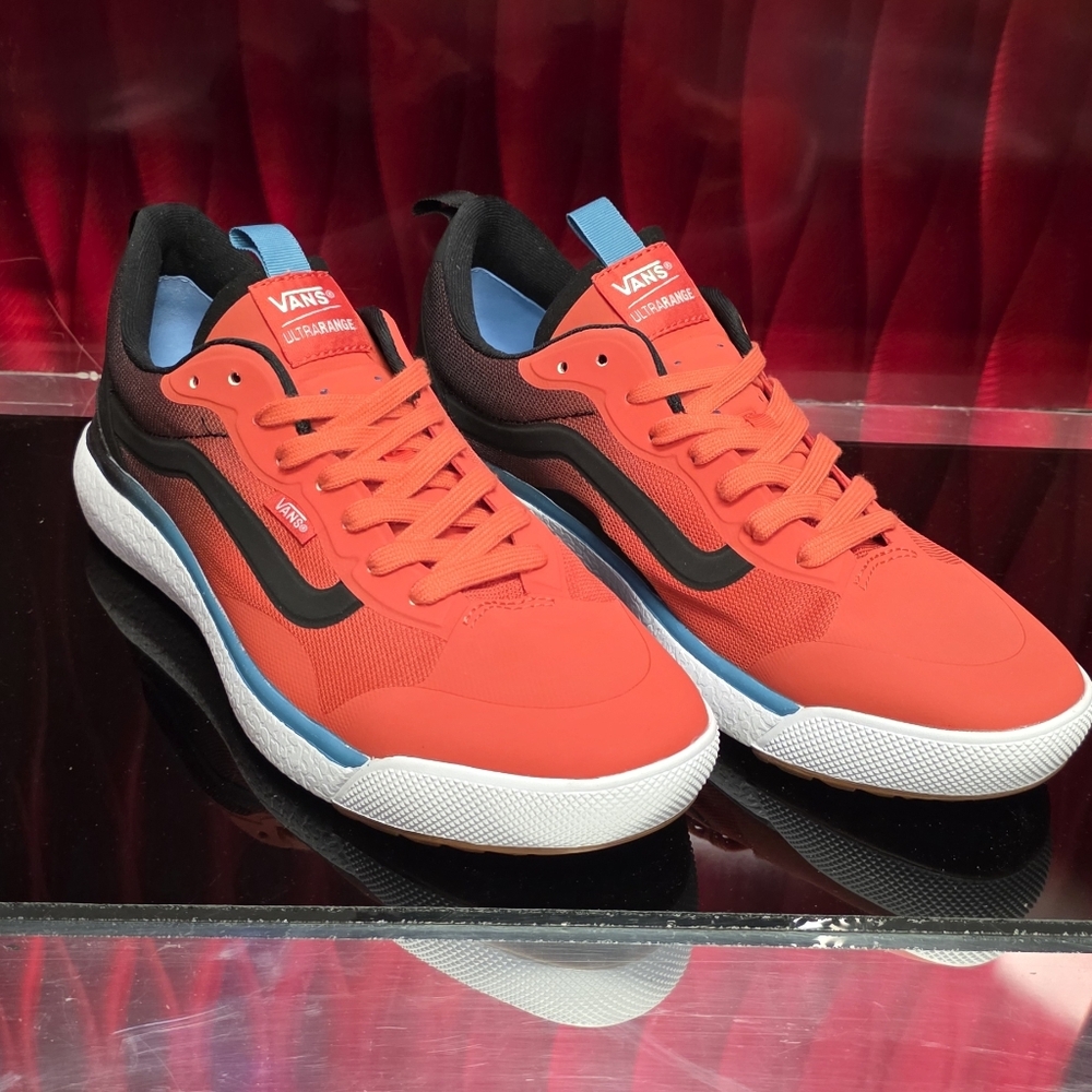 Vans MTE Ultrarange EXO  Bright Orange Men’s 10 Women's 11.5